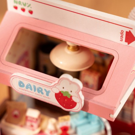 Strawberry Milk Box Diy Miniature House rolife