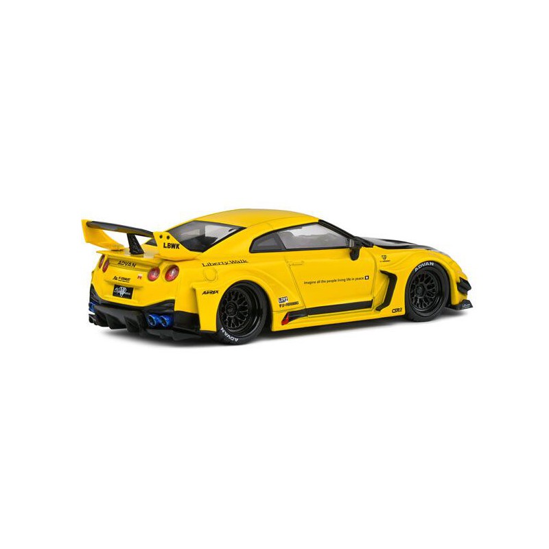 Nissan GTR35 Liberty Walk Silhouette '19, (Geel) - 1:43 - Solido