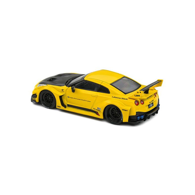 Nissan GTR35 Liberty Walk Silhouette '19, (Geel) - 1:43 - Solido