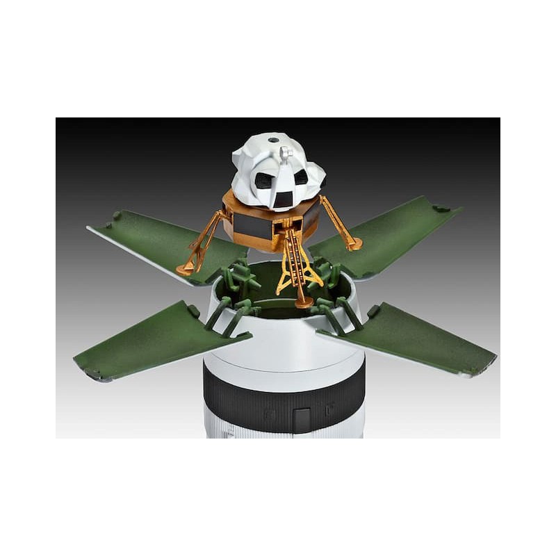 Apollo 11 Saturn V Rocket, Revell