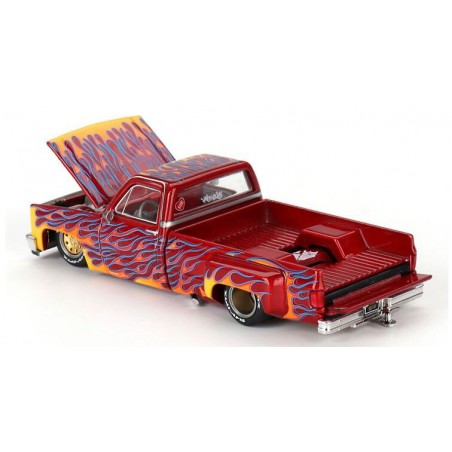 Chevrolet Silverado Dually '80 on fire V1 1:64, Mini GT