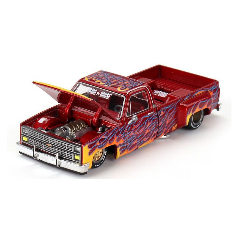 Chevrolet Silverado Dually '80 on fire V1 1:64, Mini GT