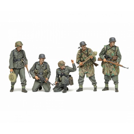 Military Miniatures, German infantry set 1:35, Tamiya