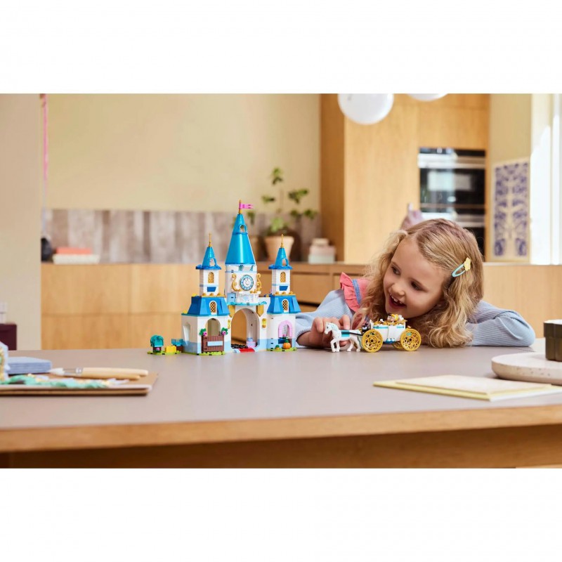 LEGO DISNEY Princess - 43275 Assepoesters kasteel en paardenkoets