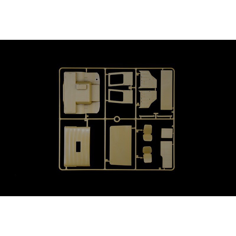 MAN 26.321 Formel Six 1:24, Italeri