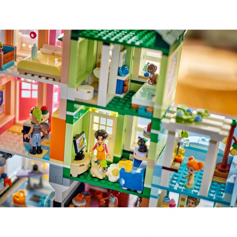 LEGO FRIENDS - 42670 Heartlake City appartementen en winkels