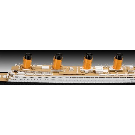 R.M.S. Titanic (Easy-click system) 1:600, Revell