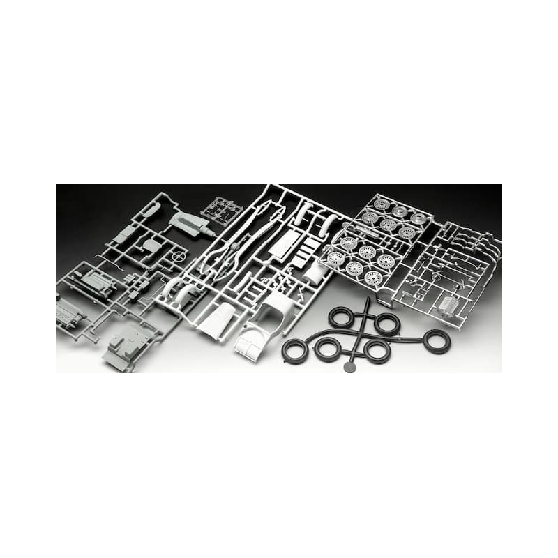 Mercedes-Benz SSKL 1:32, Revell