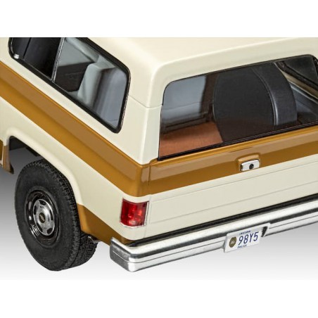 1985 Chevrolet K5 Blazer "Stranger Things" 1:25, Revell