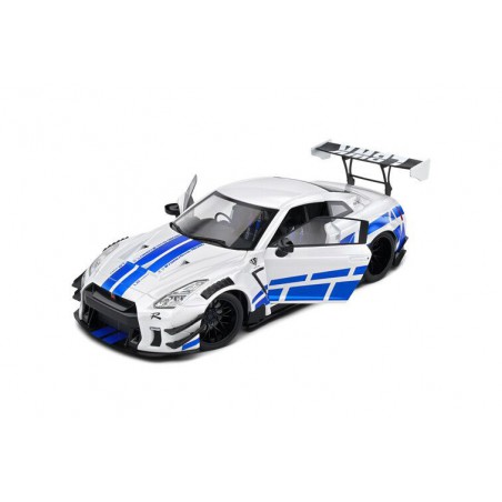 Nissan GT-R (R35) W/ Liberty Walk Body Kit 2.0 '24 (Zilver) - 1:18 - Solido