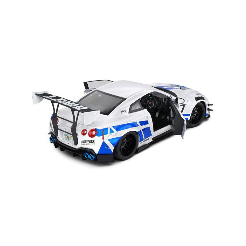 Nissan GT-R (R35) W/ Liberty Walk Body Kit 2.0 '24 (Zilver) - 1:18 - Solido