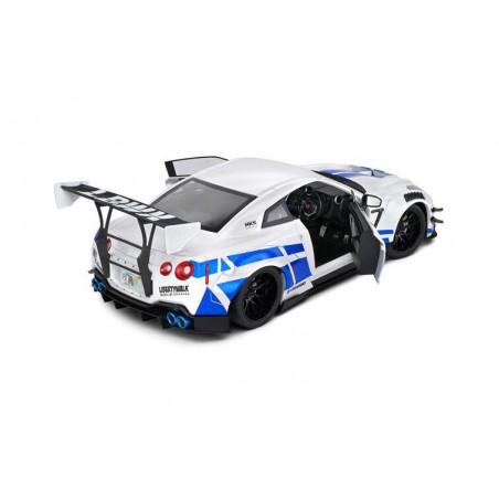 Nissan GT-R (R35) W/ Liberty Walk Body Kit 2.0 '24 (Zilver) - 1:18 - Solido