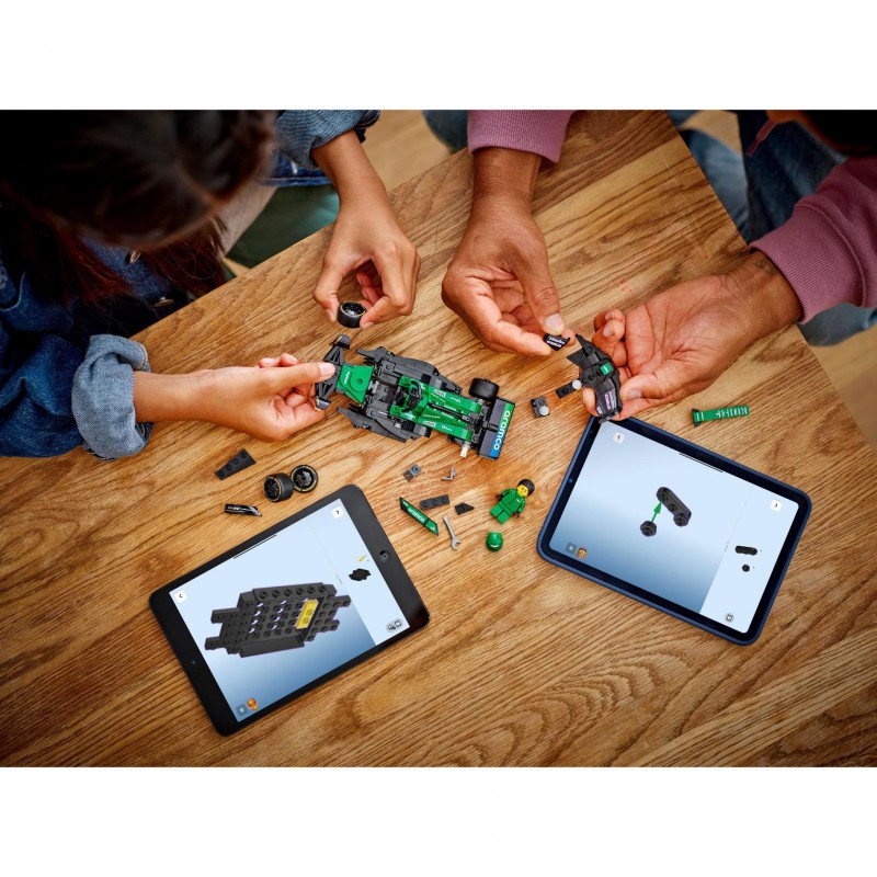 LEGO Speed Champions - 77245 - Aston Martin Aramco F1 AMR24 racewagen