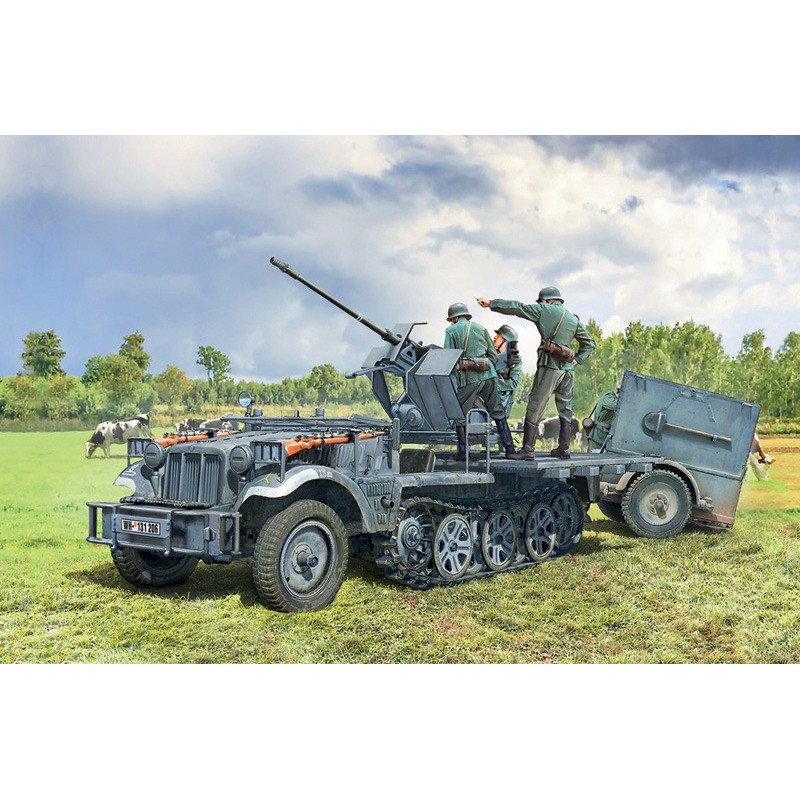 SD.KFZ 10/4 W/FLAK 30 met bemanning 1:35, Italeri