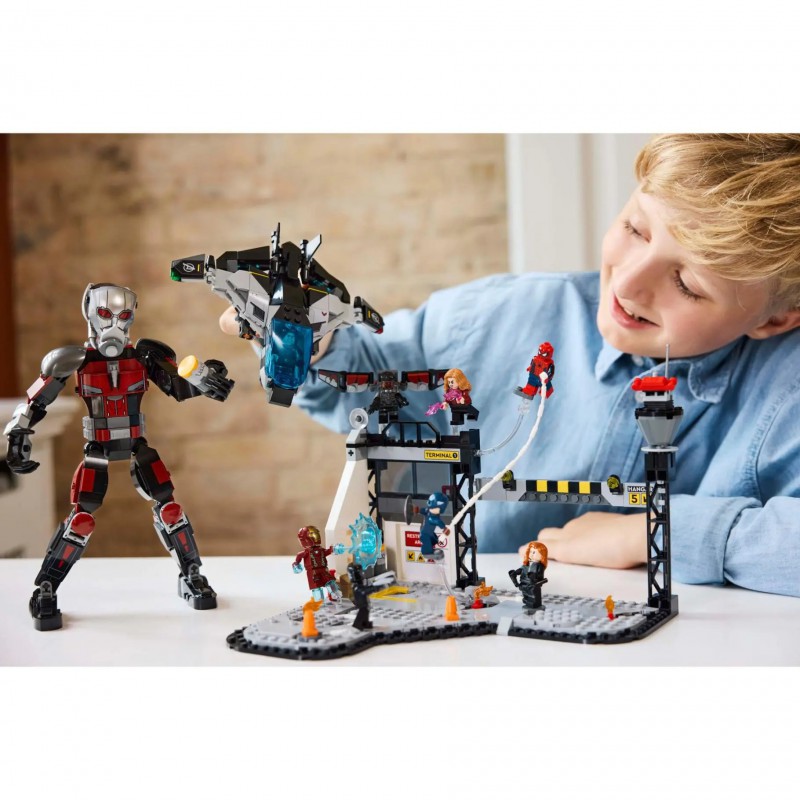 LEGO MARVEL - 76314 Captain America: Civil War actiescène