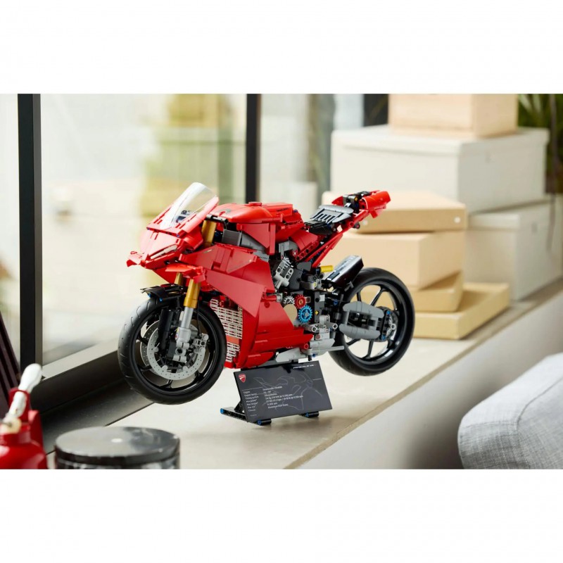 LEGO TECHNIC - 42202 Ducati Panigale V4 S motor