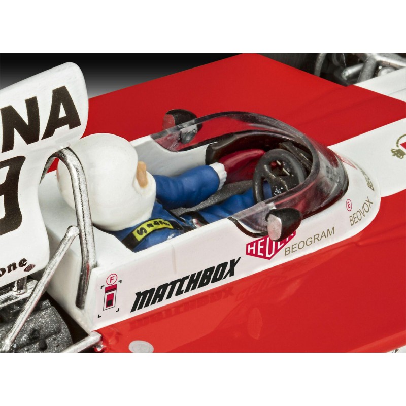 Surtees TS16?03 1:32, Revell 07739