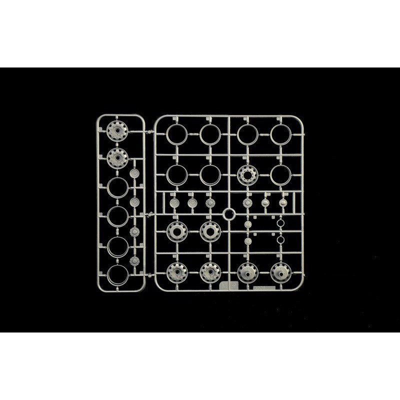 Volvo FH4 Globetrotter XL, 1:24, Italeri