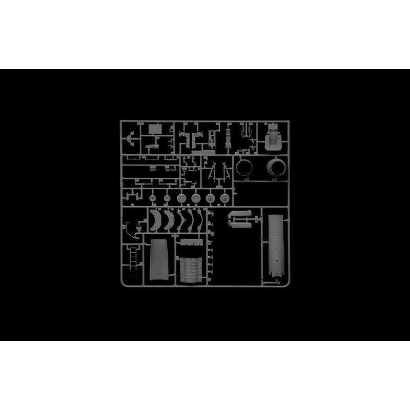 F-16C Fighting Falcon (war thunder) 1:48, Italeri