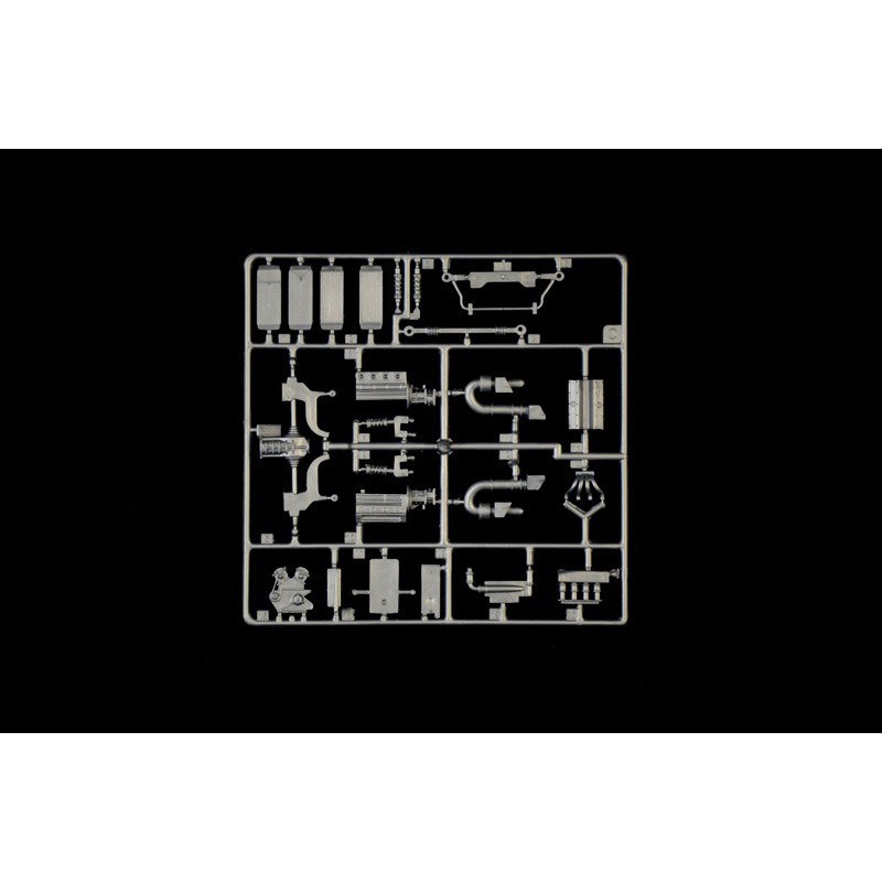 BMW 320 Gr.5 1:24, Italeri