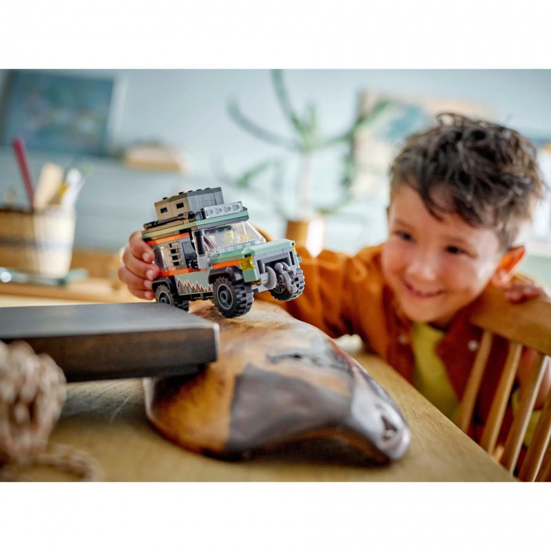 LEGO City - 60447 Great Vehicles 4x4 terreinwagen voor in de bergen