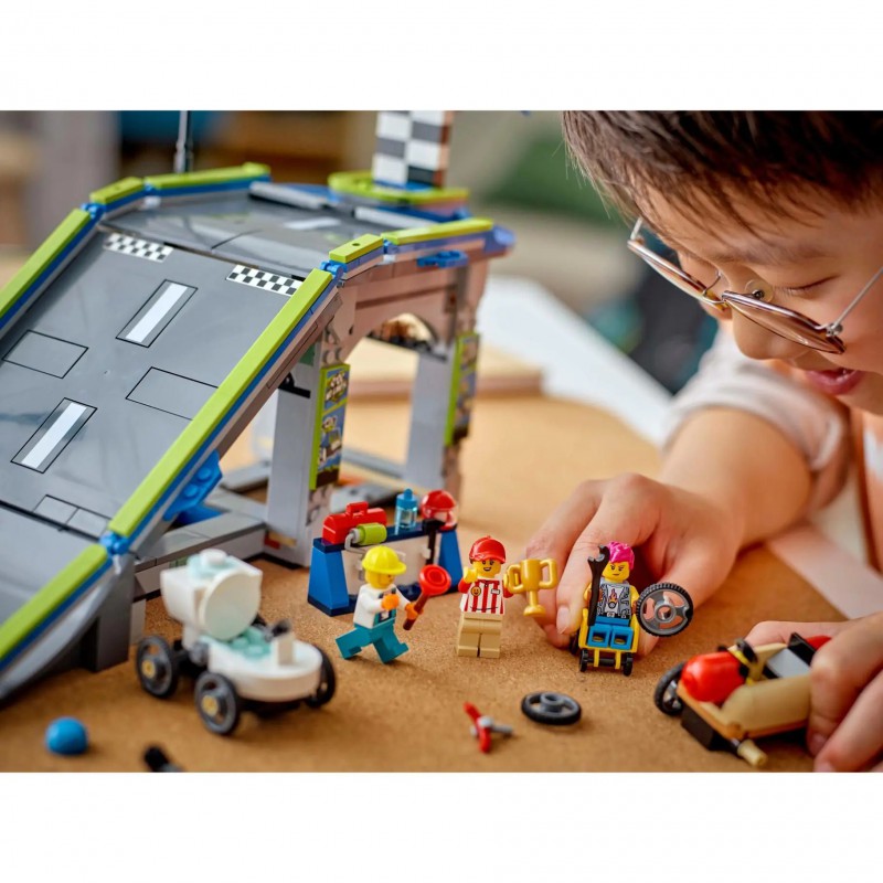 LEGO City - 60460 Great Vehicles: Snelle schans voor raceauto's