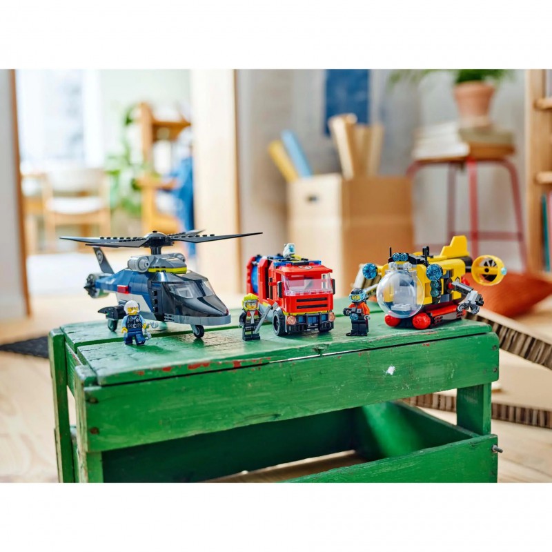 LEGO City - 60464 Great Vehicles: Helikopter, brandweerauto en onderzeeër remix