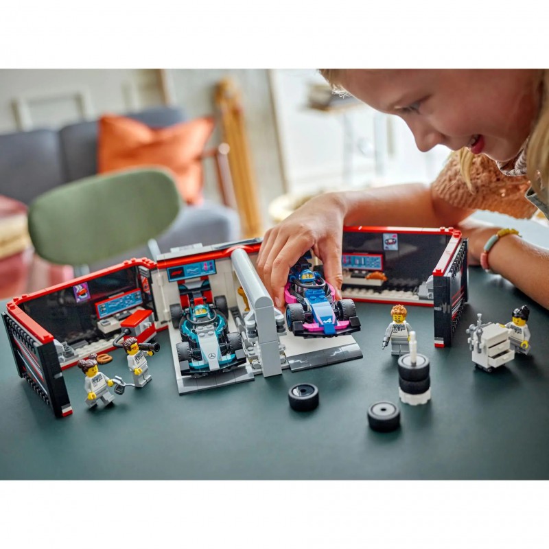 LEGO City - 60444 Formula 1: Garage met Mercedes-AMG en Alpine auto's