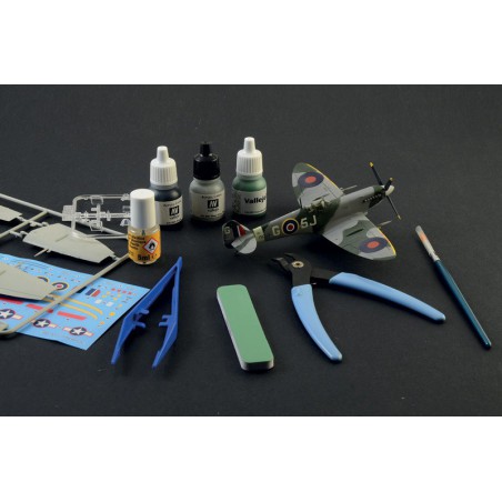 Complete Start Set,  Spitfire MK IX, 1:72, Italeri