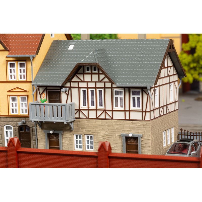 Woonhuis Bahnhofstraat (2 woningen), Auhagen H0/TT (11382)