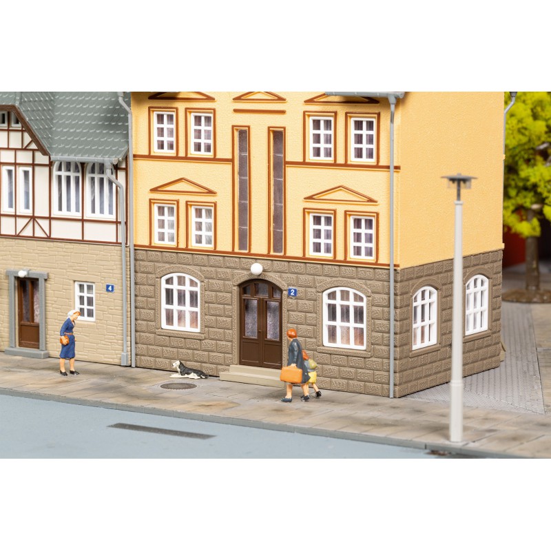 Woonhuis Bahnhofstraat (2 woningen), Auhagen H0/TT (11382)