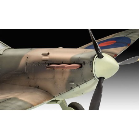 Gift Set, Spitfire MK.II Aces high, Iron Maiden, Revell