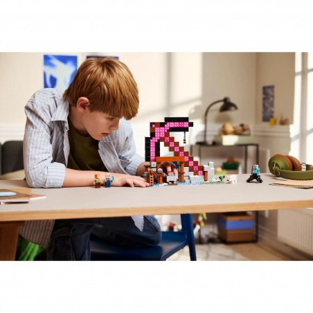 LEGO MINECRAFT - 21277 De pikhouweelmijn LEGO MINECRAFT - 21277 De pikhouweelmijn