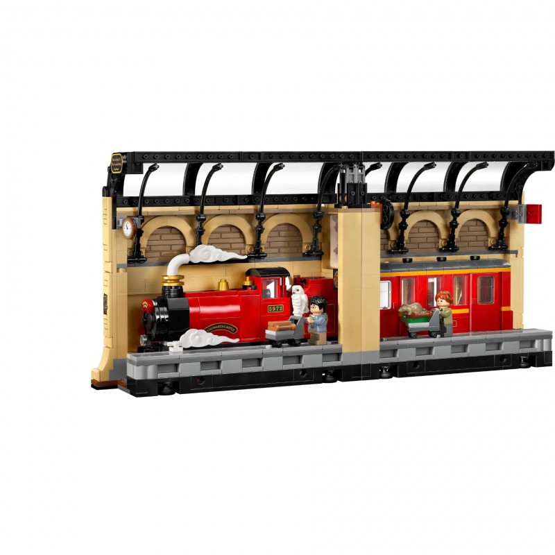 LEGO HARRY POTTER - 76450 Boekensteun: De Zweinstein Express