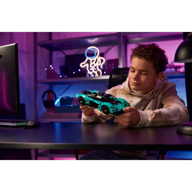 LEGO TECHNIC - 42208 Aston Martin Valkyrie