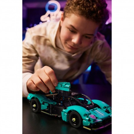 LEGO TECHNIC - 42208 Aston Martin Valkyrie LEGO TECHNIC - 42208 Aston Martin Valkyrie