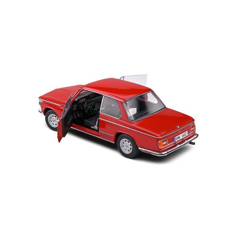 BMW 1602 '71 (rood) - 1:18 - Solido