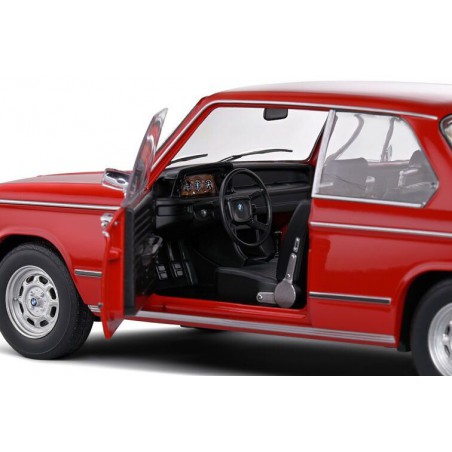 BMW 1602 '71 (rood) - 1:18 - Solido