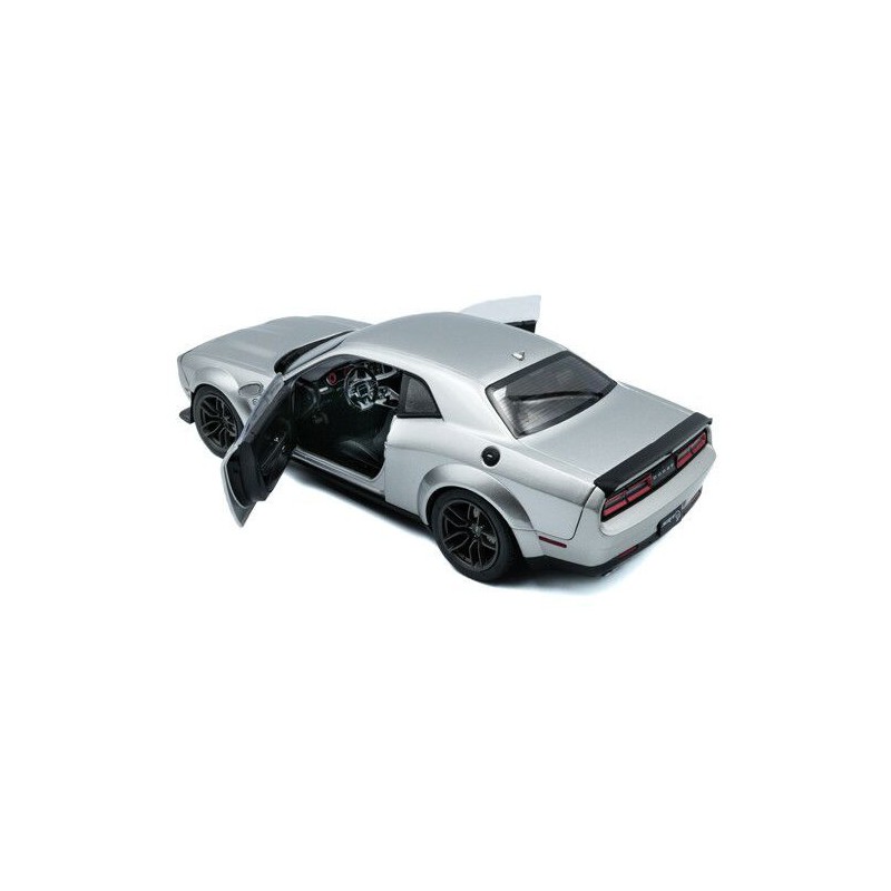 Dodge Challenger SRT Hellcat Redeye widebody '23 (zilver) - 1:18 - Solido