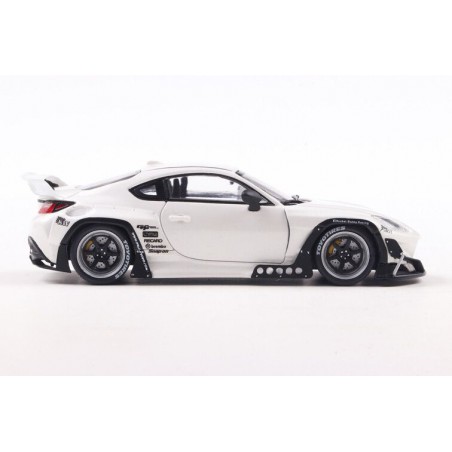 Toyota GR86 Rocket Bunny '22 (wit) - 1:43 - Solido