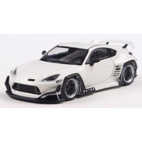 Toyota GR86 Rocket Bunny '22 (wit) - 1:43 - Solido