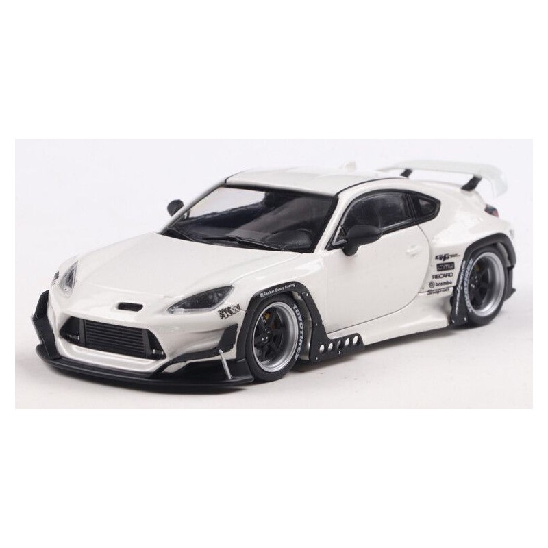 Toyota GR86 Rocket Bunny '22 (wit) - 1:43 - Solido