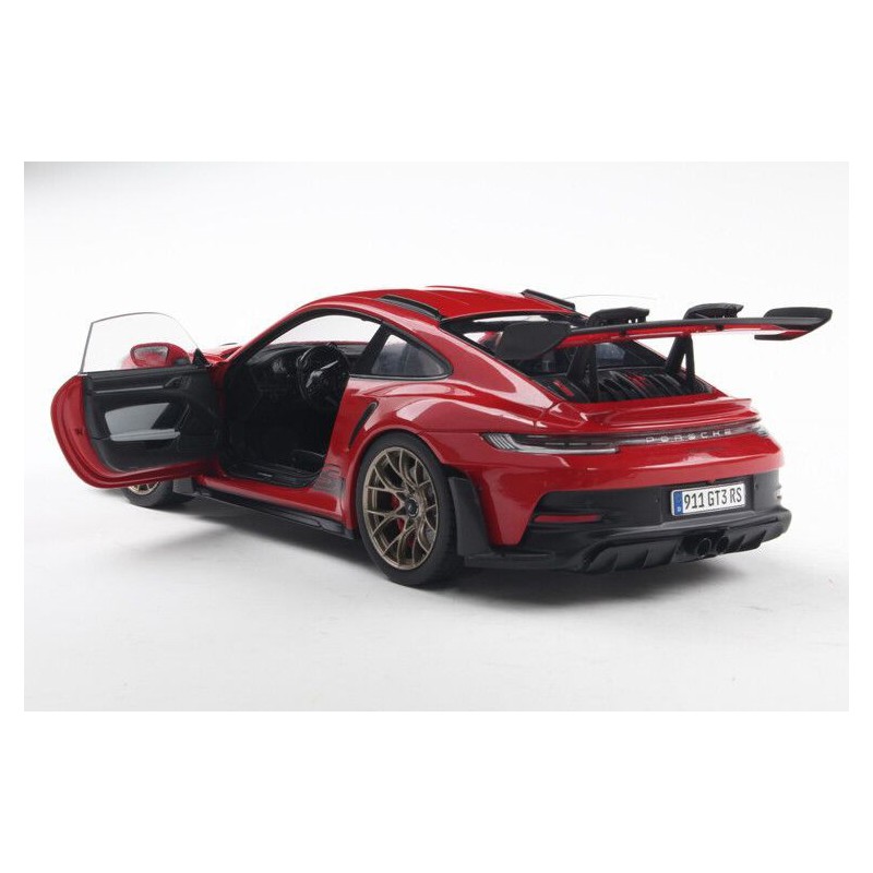 Porsche 911 GT3 RS (992) '24 (rood) - 1:18 - Solido