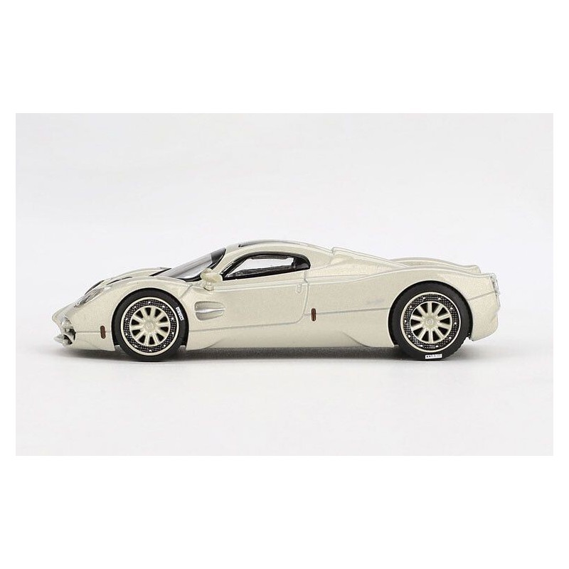 Pagani Utopia Presentation Grigio Rinascimento '23(Grijs),1:64, BBR Models