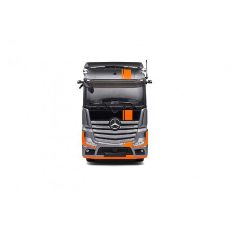 Mercedes Benz Actros B. Grand Prix Edition '19, (Zilver) - 1:24 - Solido