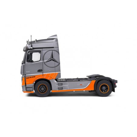 Mercedes Benz Actros B. Grand Prix Edition '19, (Zilver) - 1:24 - Solido