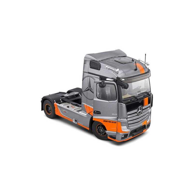 Mercedes Benz Actros B. Grand Prix Edition '19, (Zilver) - 1:24 - Solido