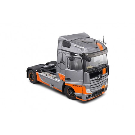 Mercedes Benz Actros B. Grand Prix Edition '19, (Zilver) - 1:24 - Solido