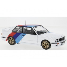 BMW M3 (E30) 1989 (Wit), 1:24, Whitebox