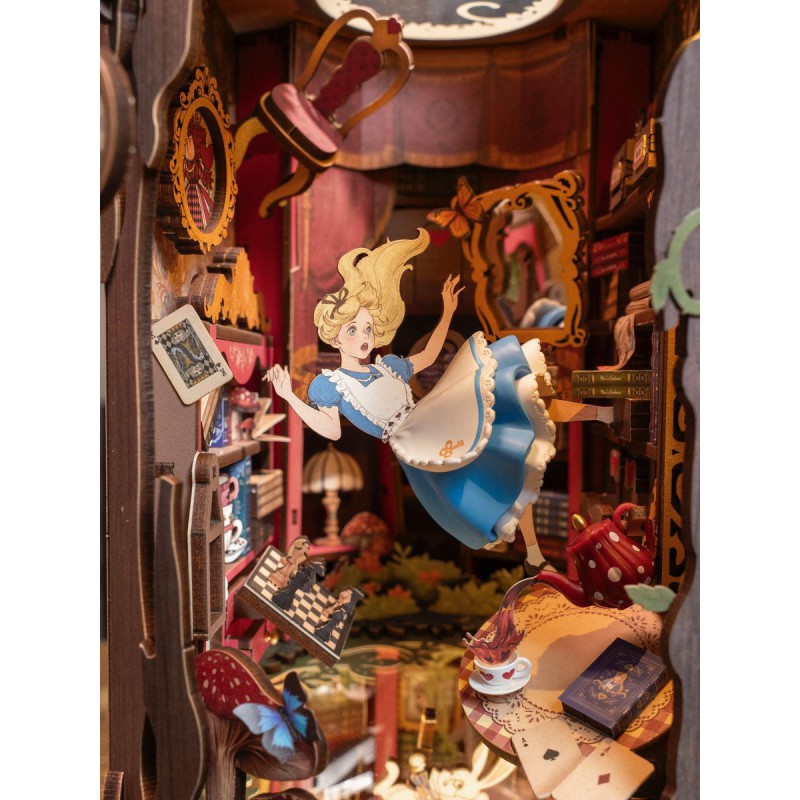 Book Nook, Alice adventure, Fall into wonderland, Rolife